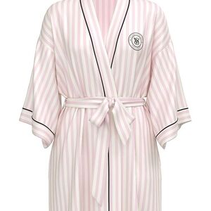 NWT Victoria's Secret Iconic Pink and White Striped Robe With Embroidery